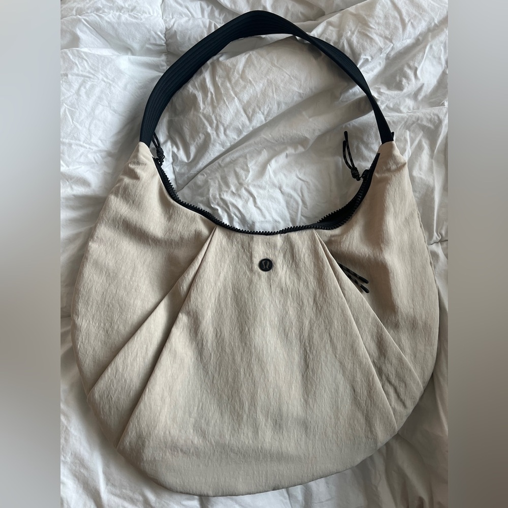 lululemon Pleated Shoulder Bag